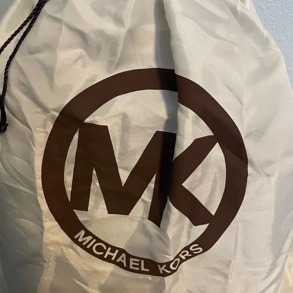 MICHAEL KORS LARGE ABBEY MONOGRAM BROWN/BLACK BACKPACK❗️NWT - Picture 5 of 5